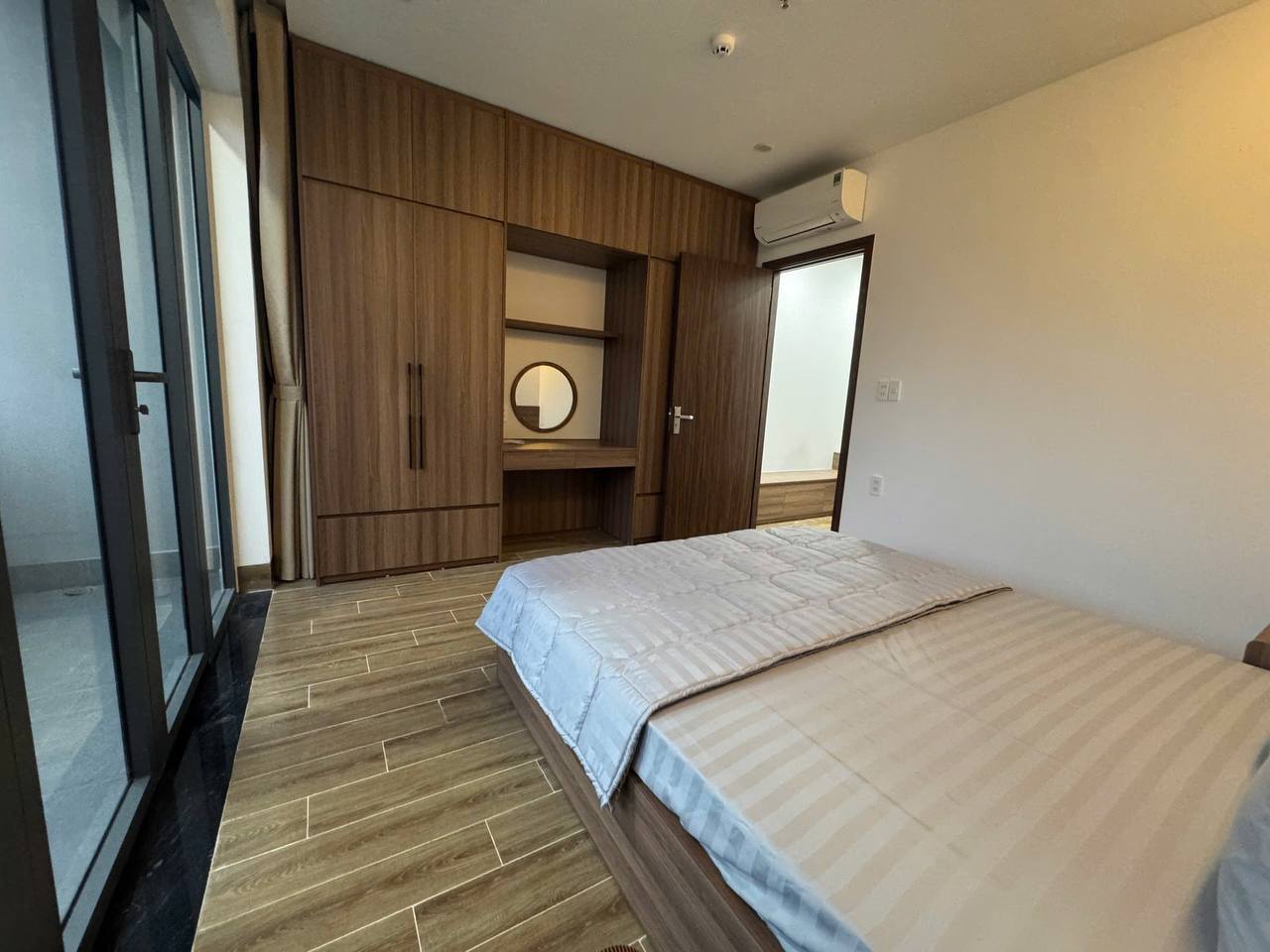 2BR apartment in My An — photo 6
