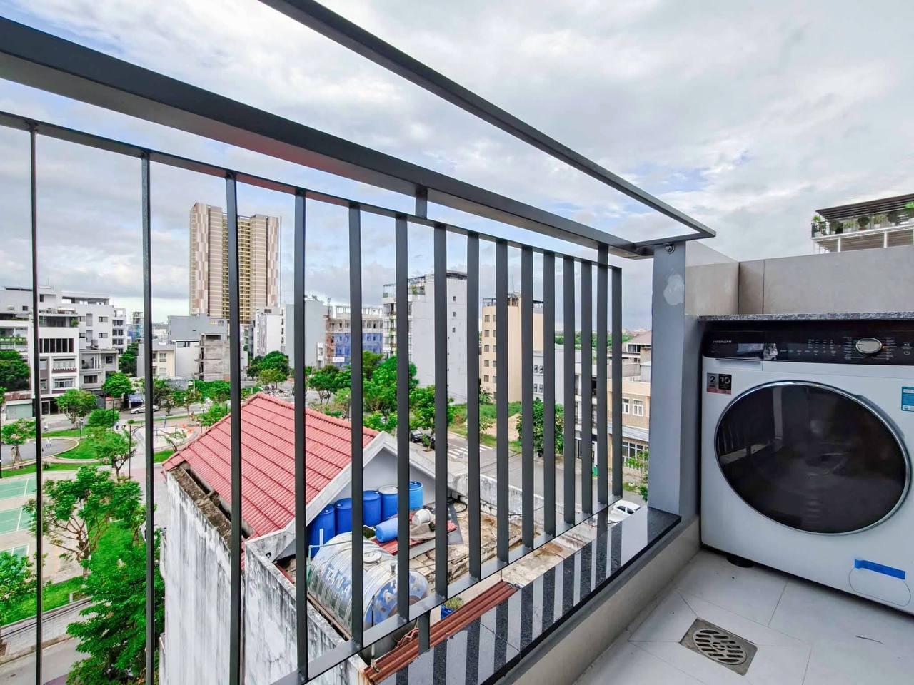1BR apartment in Khue My — photo 2