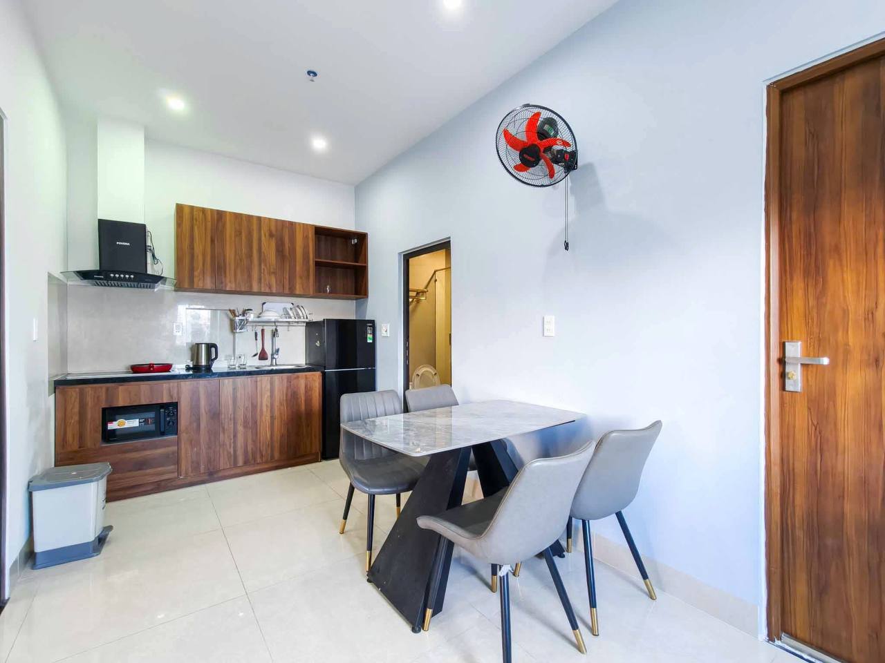 2BR apartment in Khue My — photo 8