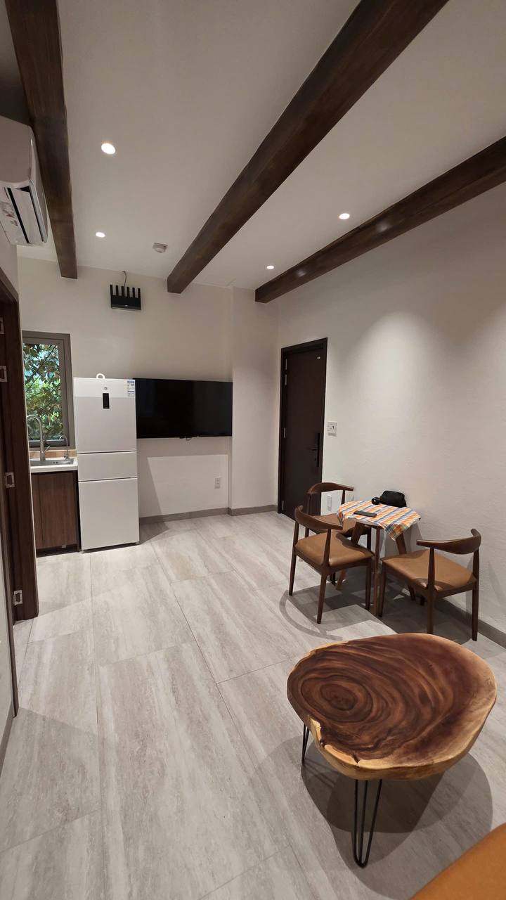 2BR apartment in My An — photo 9