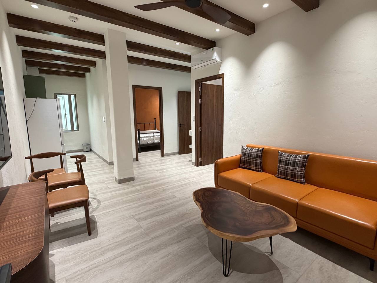 2BR apartment in My An — photo 3