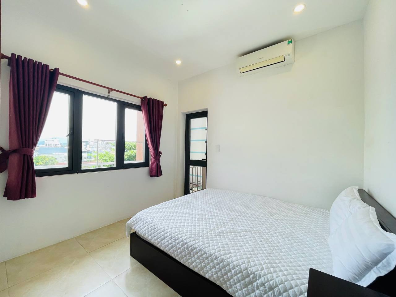 2BR apartment in My An — photo 4