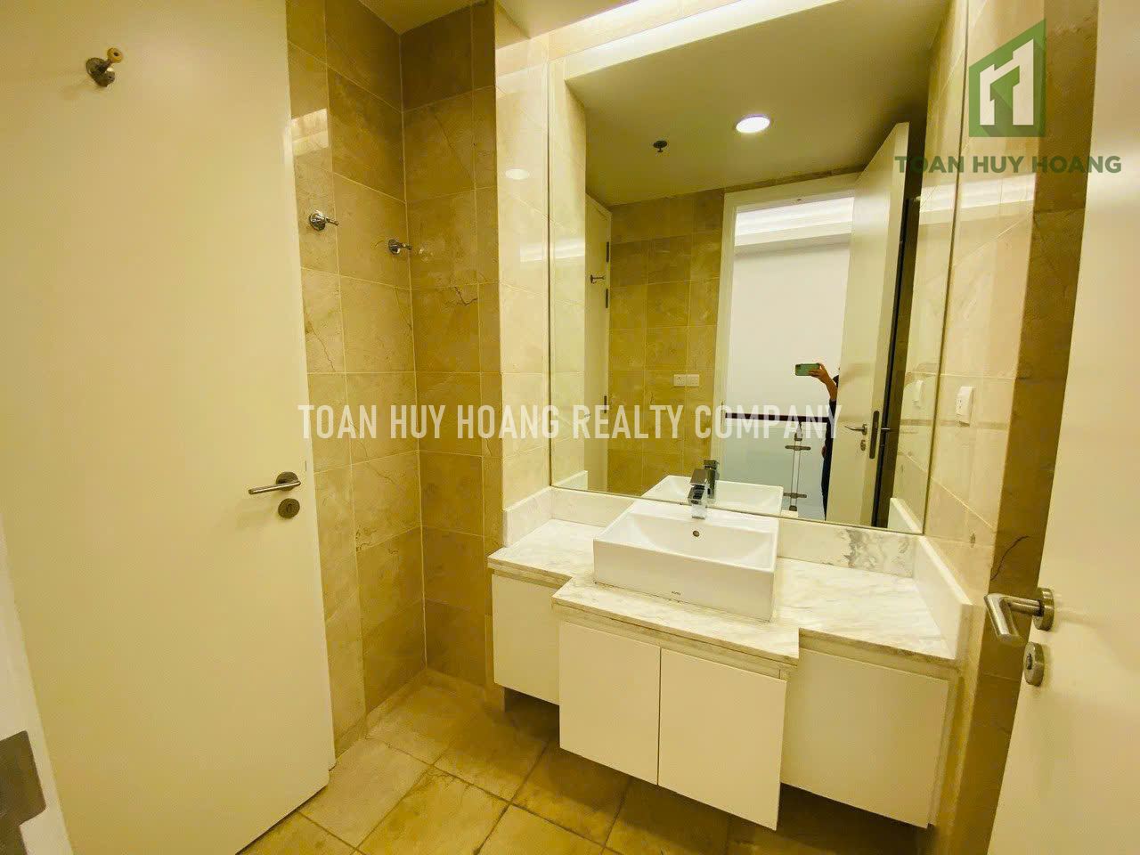 2BR apartment in Son Tra — photo 9