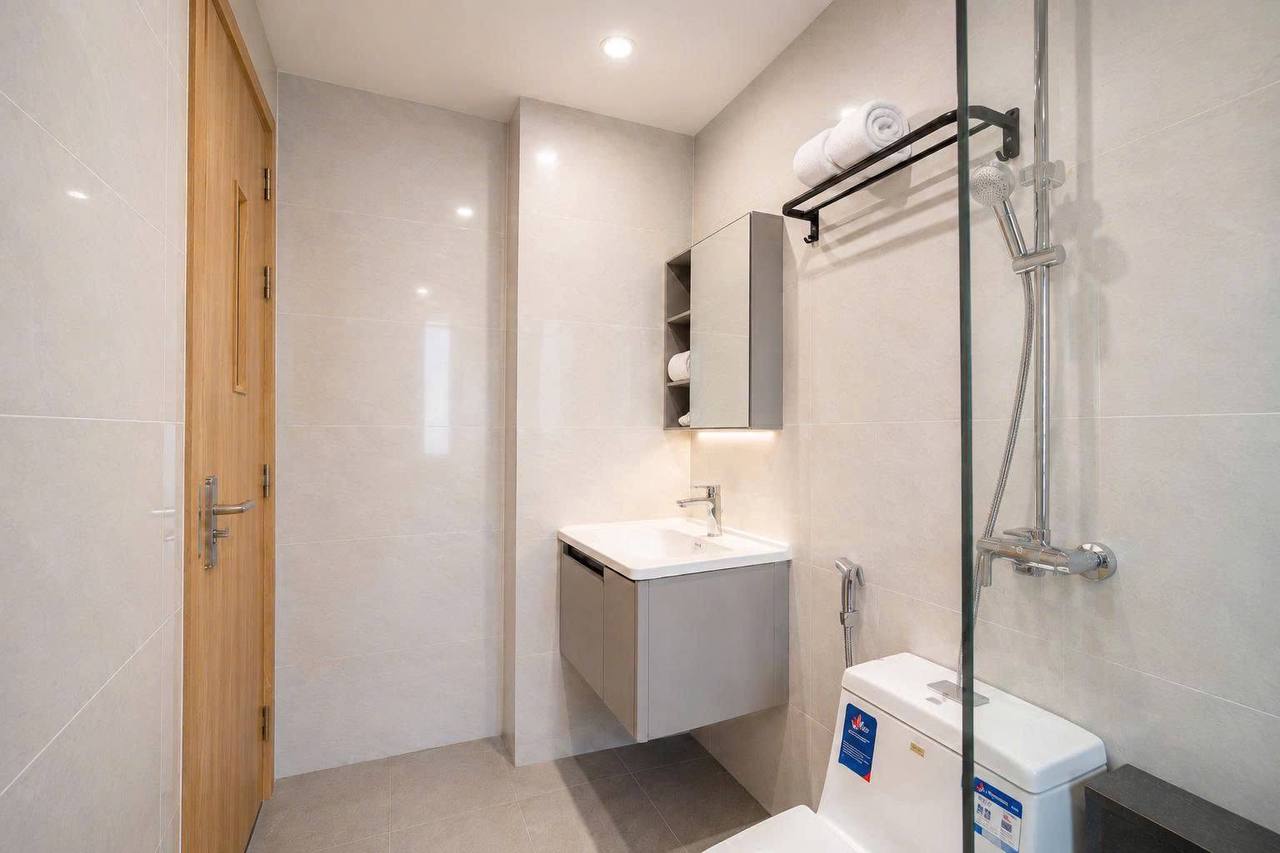 Studio apartment in Khue My — photo 8