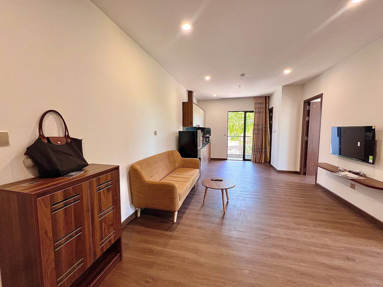 2BR apartment in Son Tra — photo 5