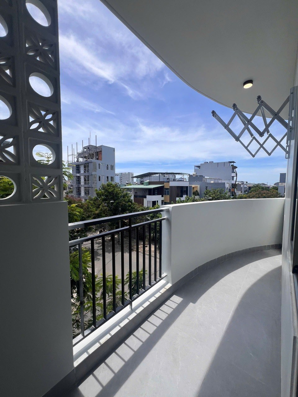 1BR apartment in Khue My — photo 2