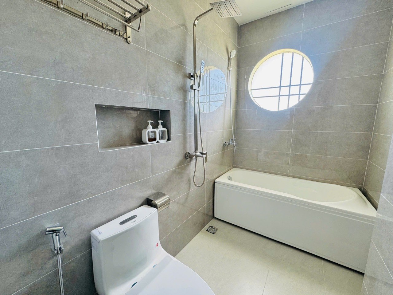 2BR villa in FPT City — photo 8