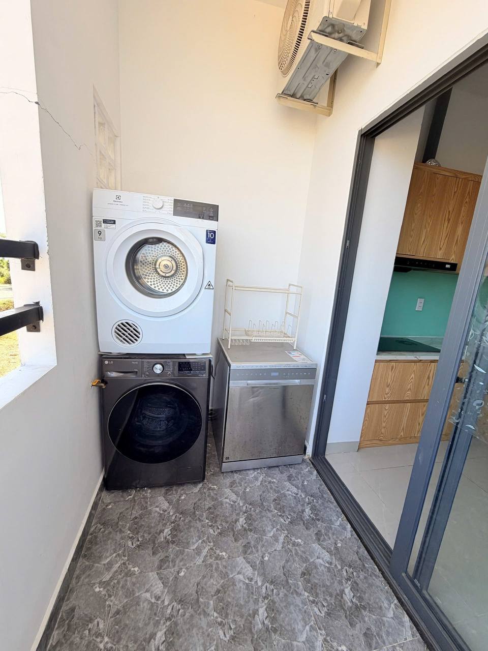 2BR apartment in FPT City — photo 10