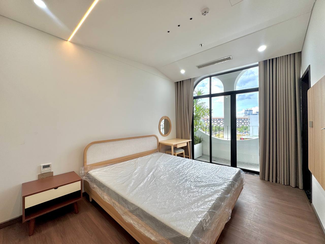 2BR apartment in FPT City — photo 5