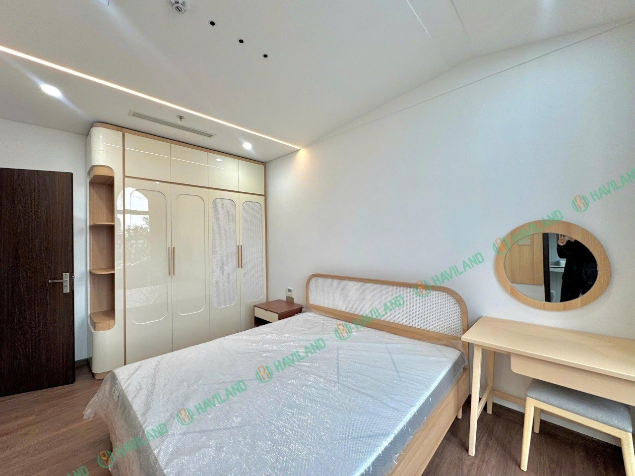 2BR apartment in FPT City — photo 3