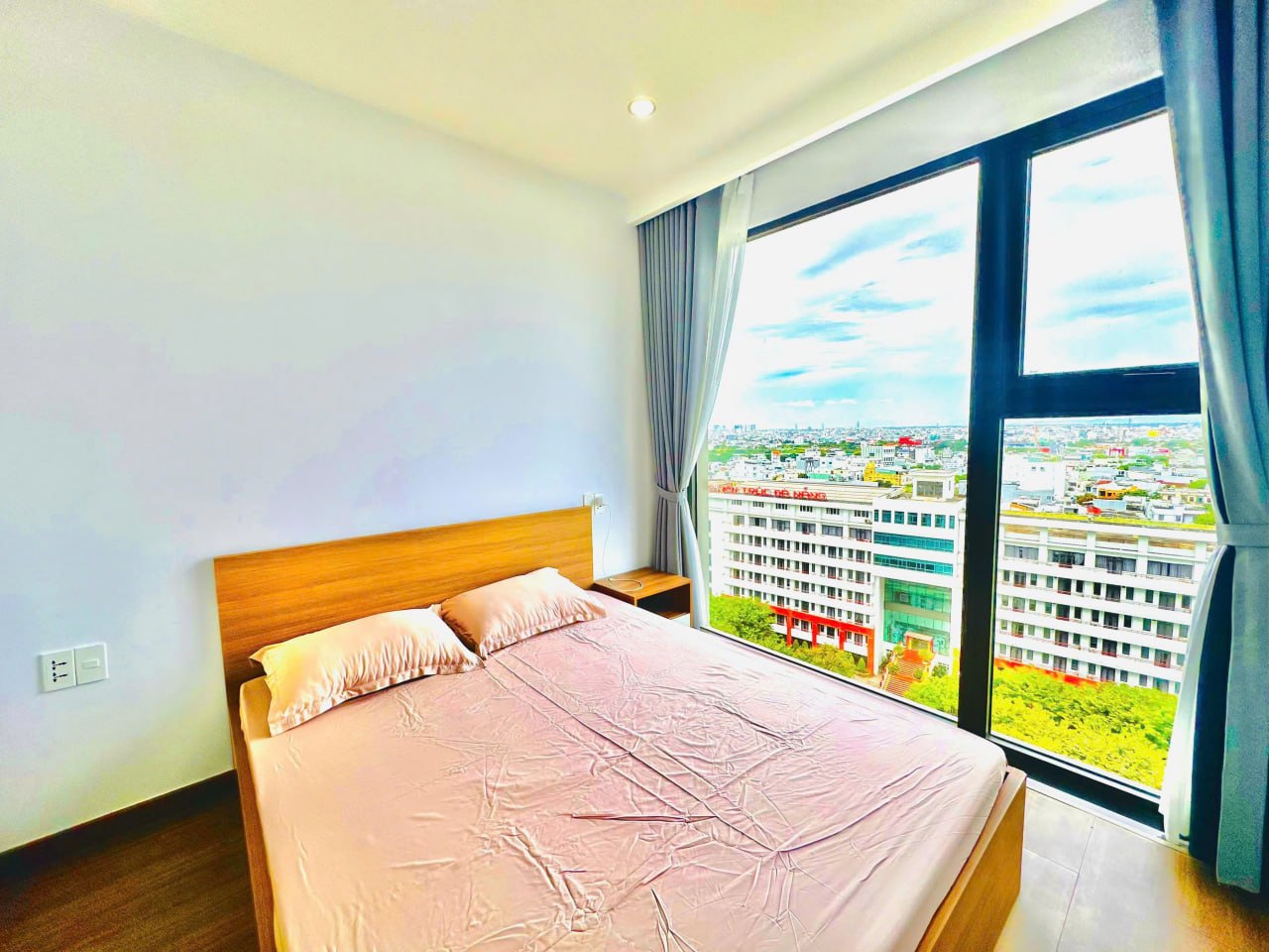 2BR apartment in Hai Chau — photo 10