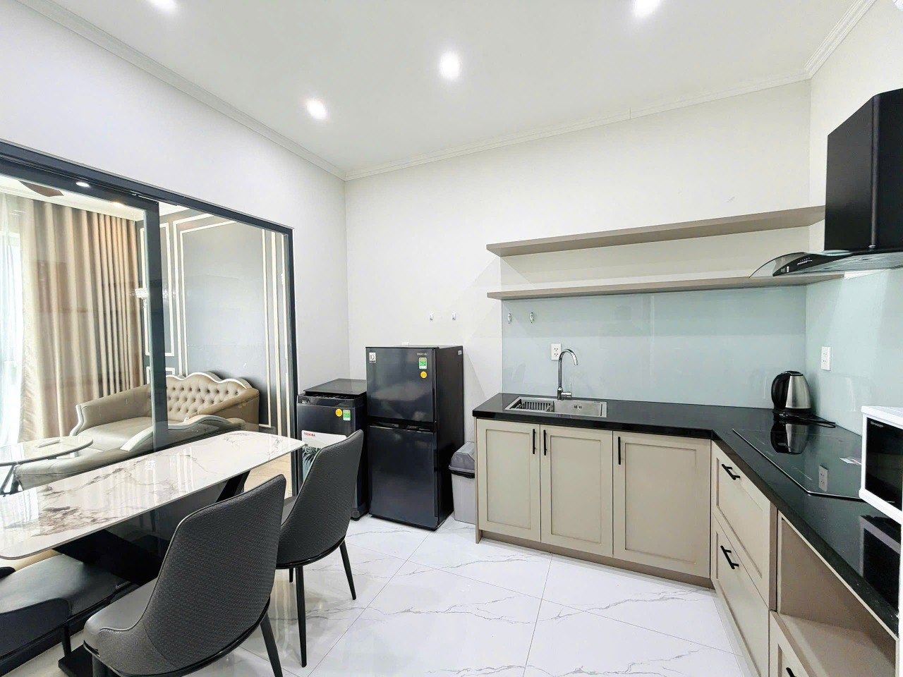 1BR apartment in Khue My — photo 3
