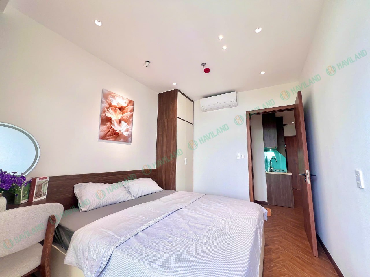 2BR apartment in Khue My — photo 3