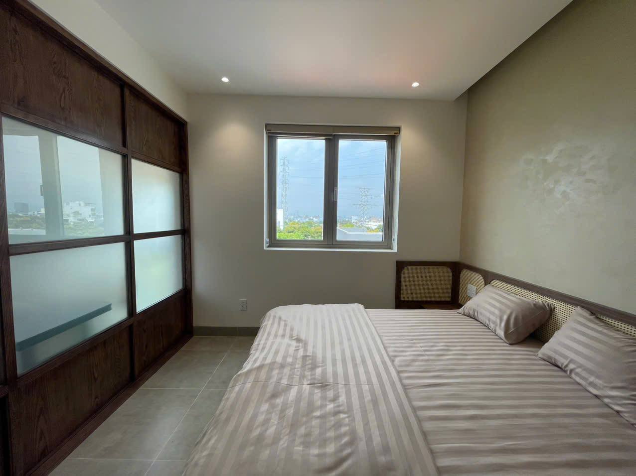 2BR apartment in Khue My — photo 3