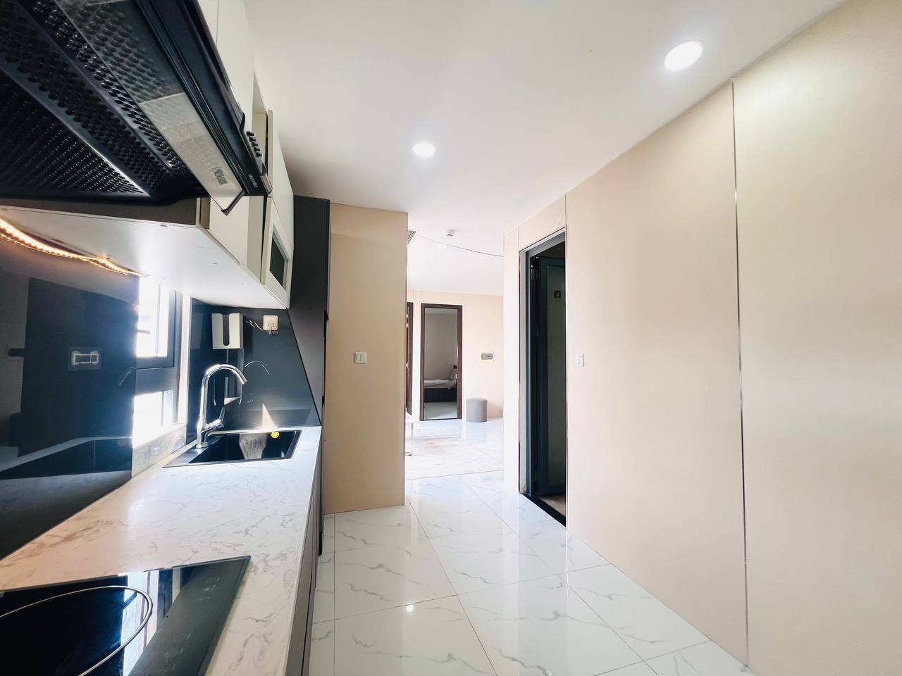 2BR apartment in My An — photo 2