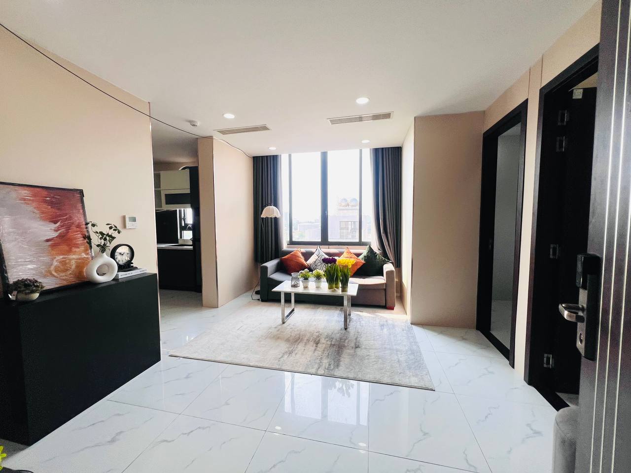 2BR apartment in My An — photo 9
