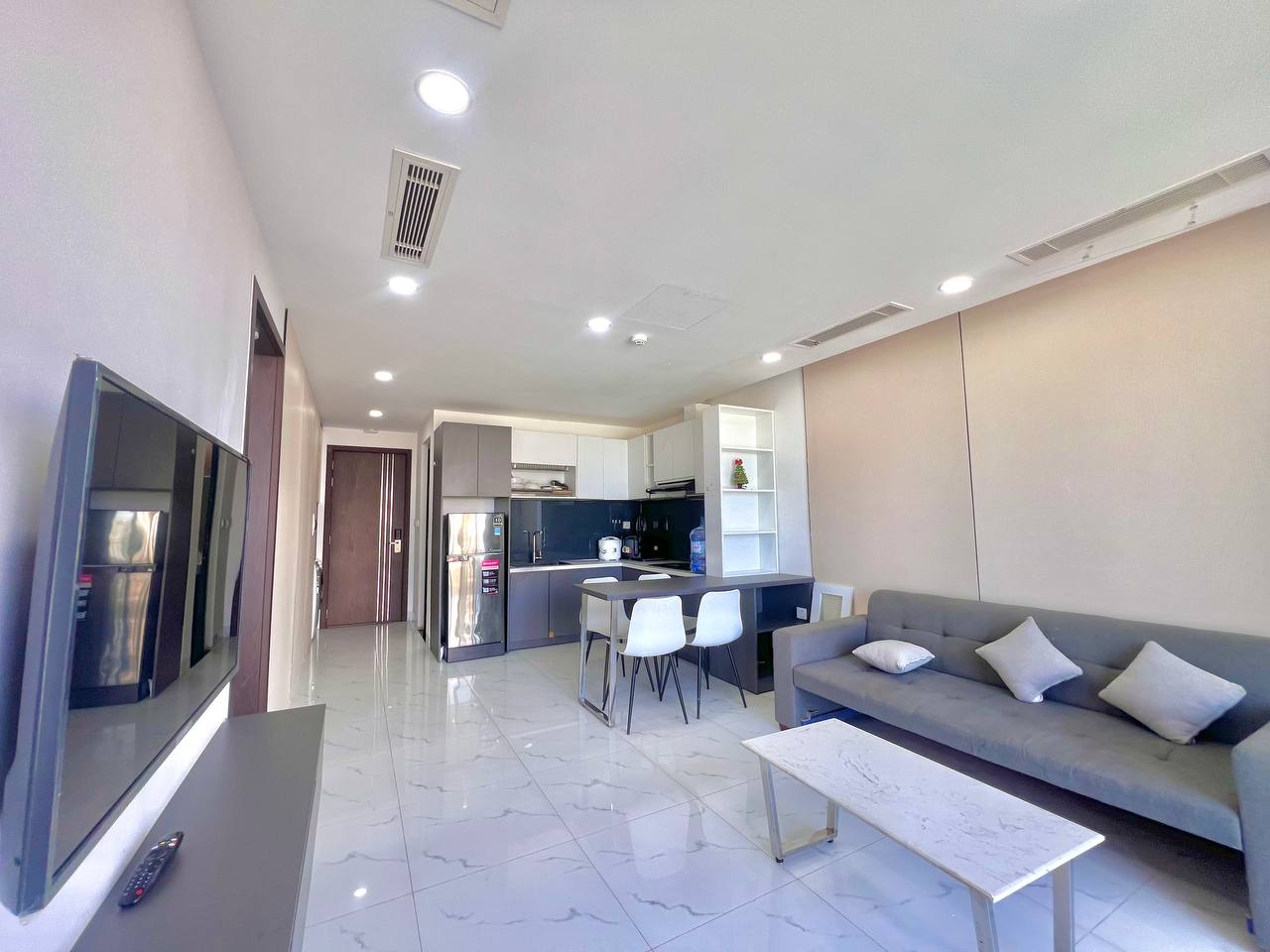 1BR apartment in My An — photo 4