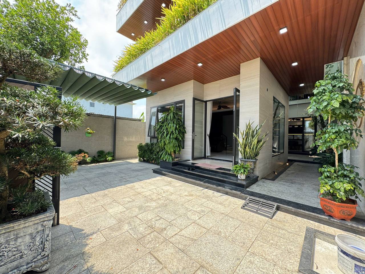 5BR villa in Cam Le — photo 3