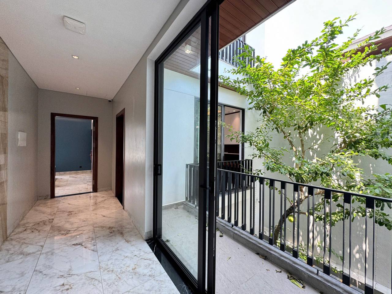 5BR villa in Cam Le — photo 7