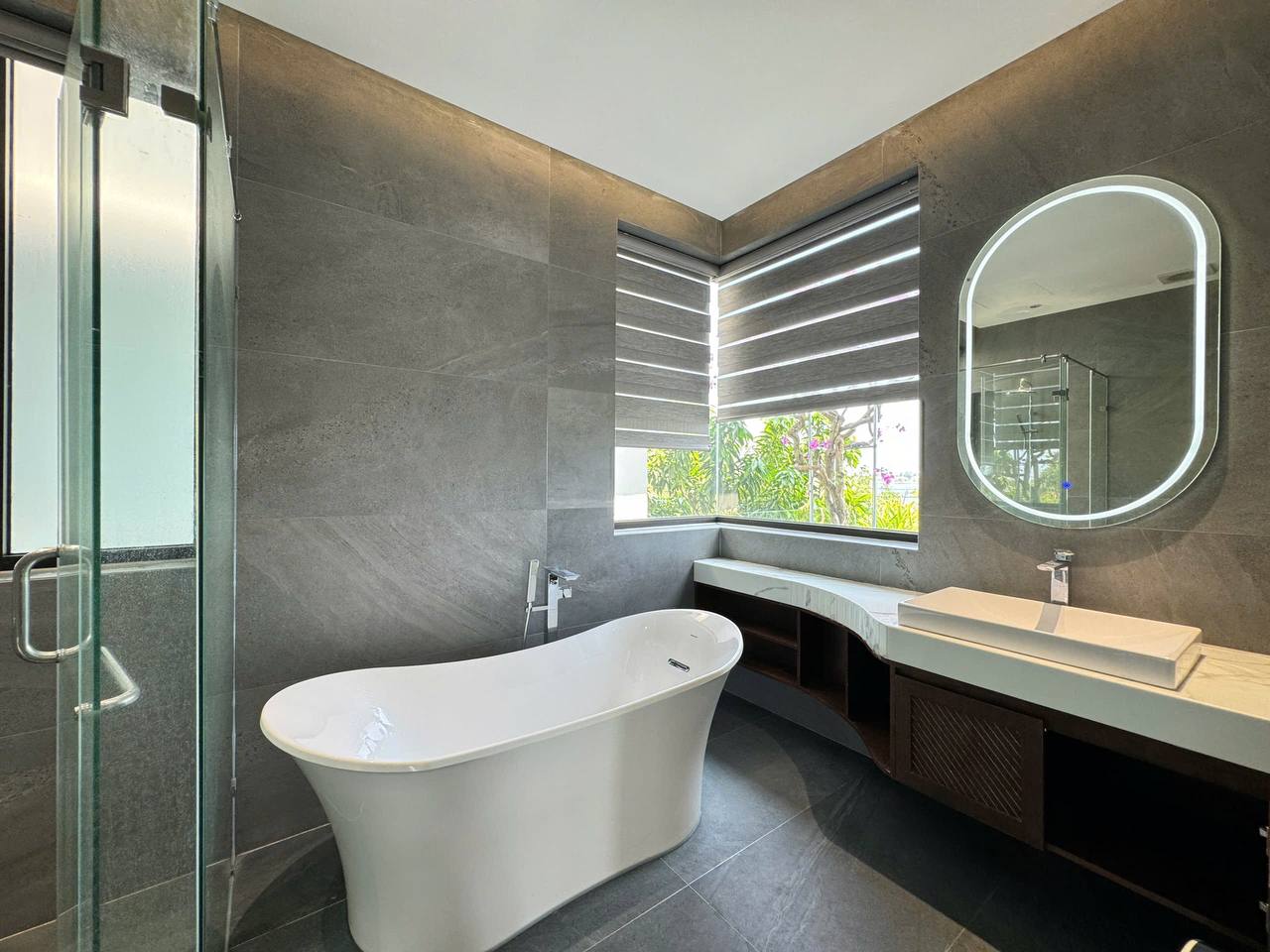 5BR villa in Cam Le — photo 9
