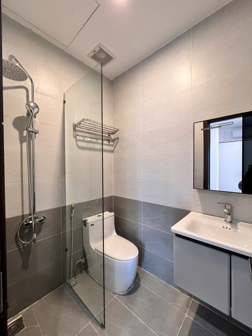 2BR apartment in Son Tra — photo 10