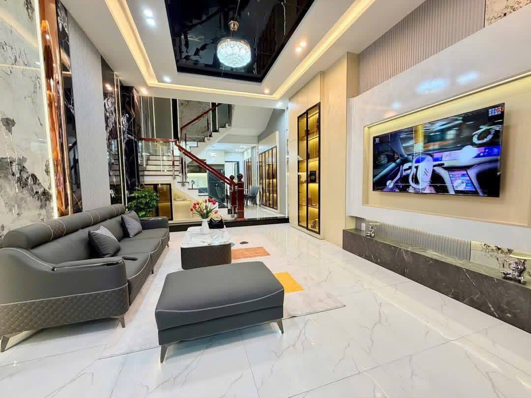 4BR house in Hoa Khanh — photo 2